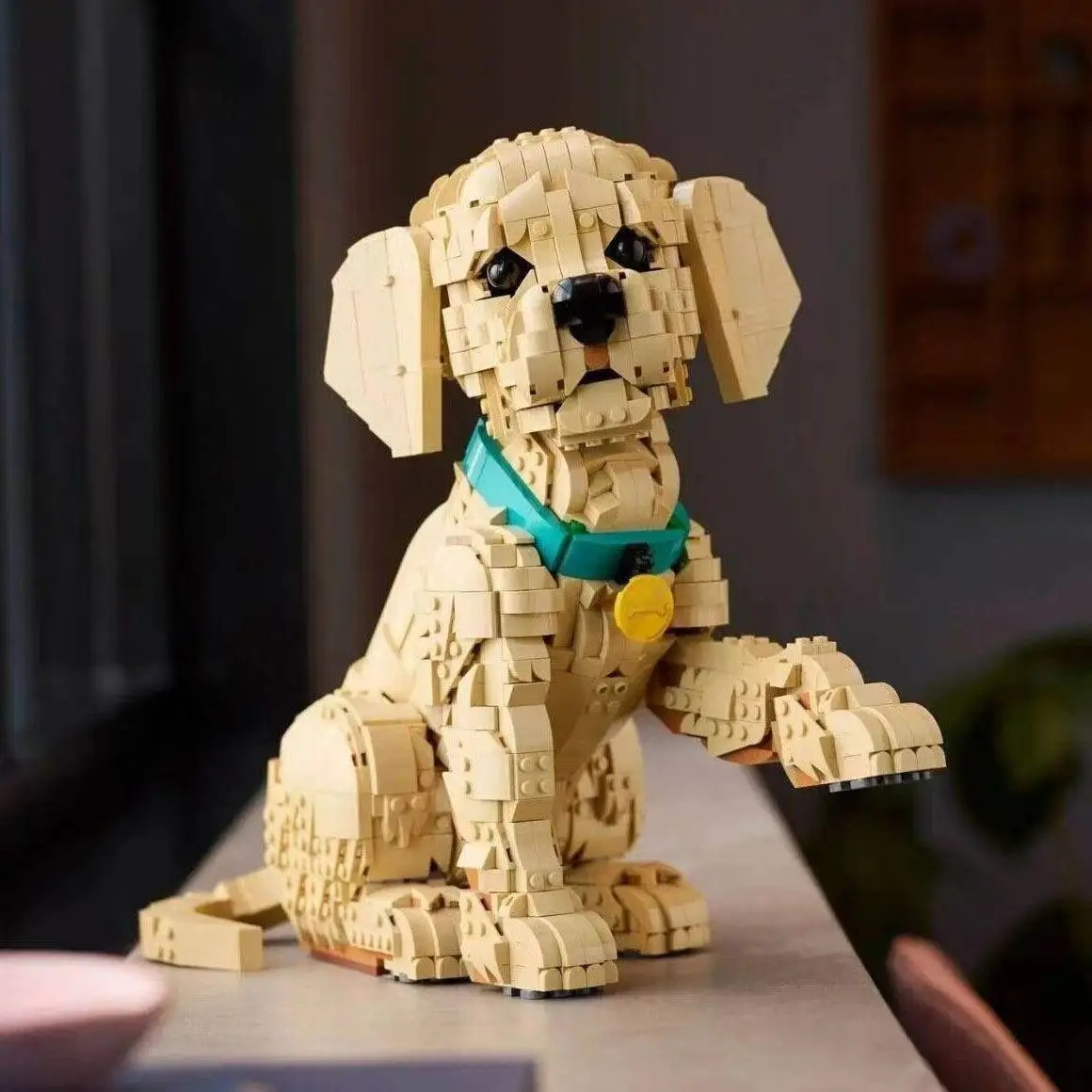 Home Decor Disney - 2102pcs Golden Retriever Puppy Bricks Model